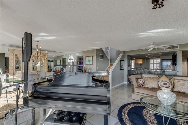Fireplace, Interior, Living room, Piano, Recessed Lighting