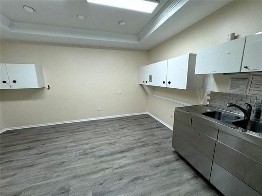 Interior, Kitchen, Recessed Lighting, Wood Texture Flooring
