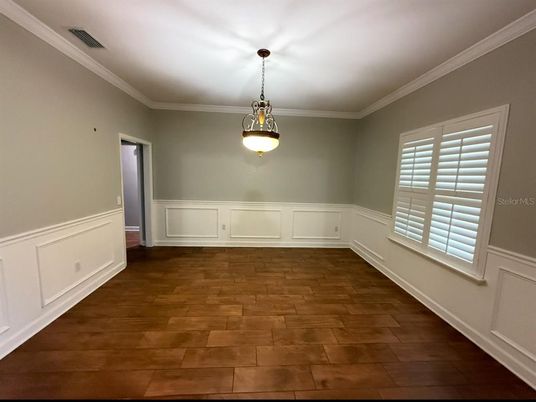 Empty room, Interior, Pendant Lights, Wood Texture Flooring