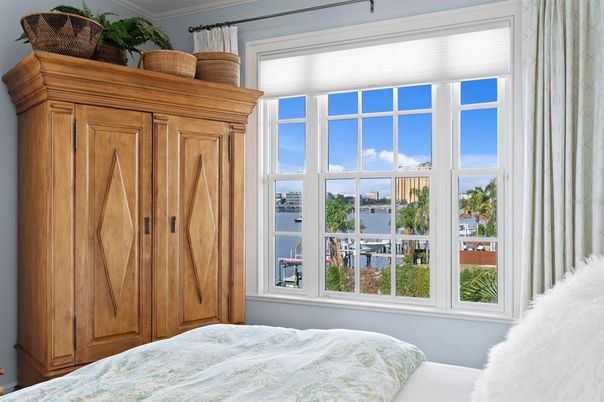 Bedroom, Interior, Water