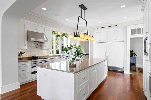 Chandelier, Interior, Kitchen, Pendant Lights, Recessed Lighting, Stainless Steel Appliances, Wood Texture Flooring