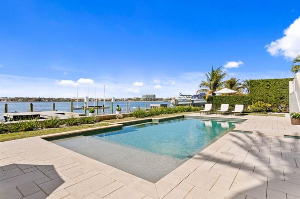 Exterior, Lake, Pool, Water
