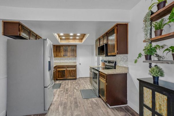 Interior, Kitchen, Recessed Lighting, Wood Texture Flooring