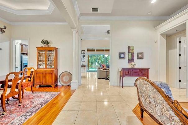 Interior, Recessed Lighting, Wood Texture Flooring