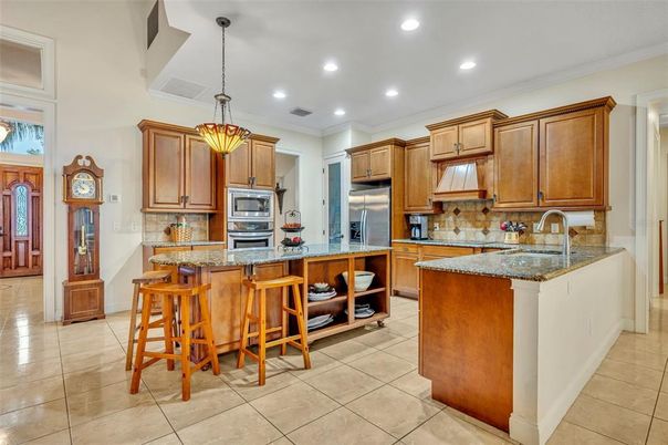 Interior, Kitchen, Pendant Lights, Recessed Lighting, Stainless Steel Appliances