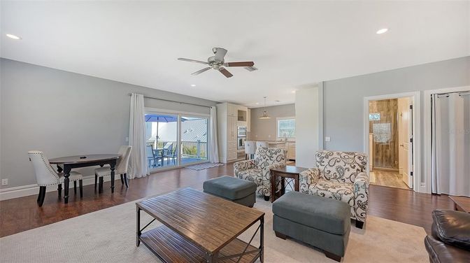 Dining room, Interior, Living room, Pendant Lights, Recessed Lighting, Wood Texture Flooring