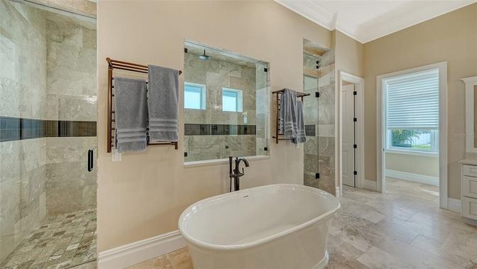 Bathroom, Free Standing Baths, Interior