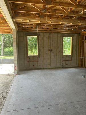 Empty room, Interior, Wooden Beams