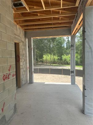 Exterior, Wooden Beams