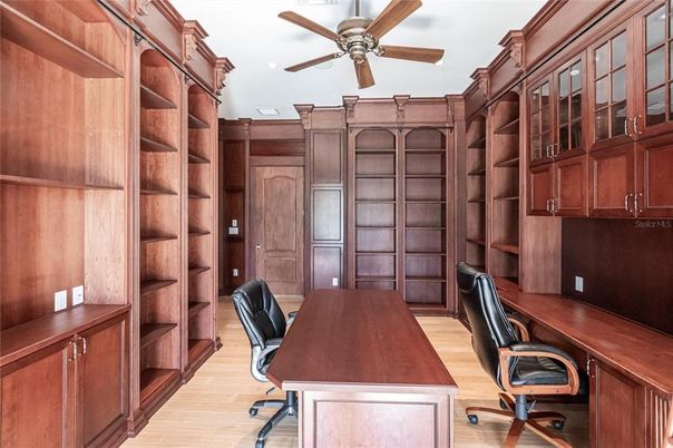 Home Office, Interior, Recessed Lighting, Wood Texture Flooring