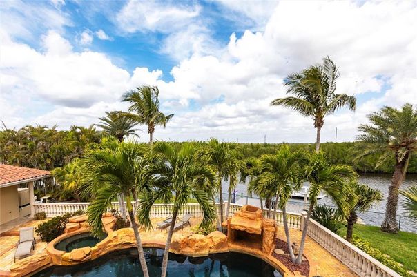 Exterior, Lake, Pool, Water