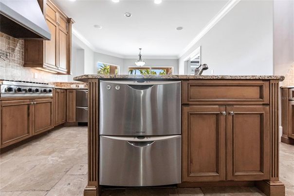 Interior, Kitchen, Pendant Lights, Recessed Lighting, Stainless Steel Appliances