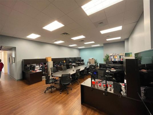 Home Office, Interior, Recessed Lighting, Wood Texture Flooring