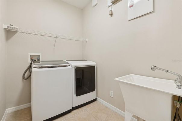 Interior, Washer