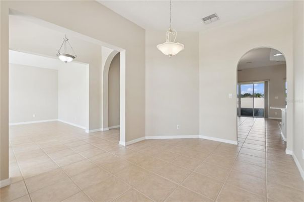 Empty room, Interior, Pendant Lights