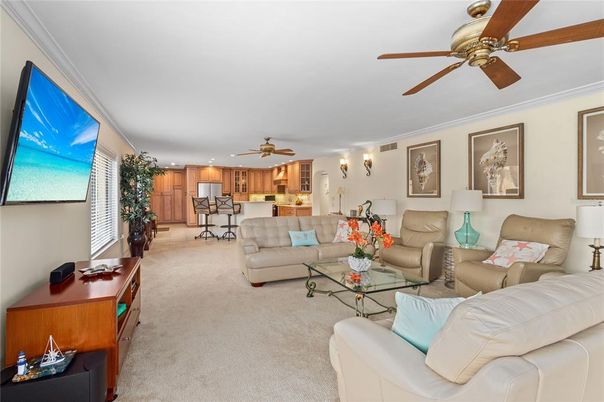 Dining room, Interior, Kitchen, Living room, Recessed Lighting