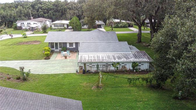 Exterior, Drone
