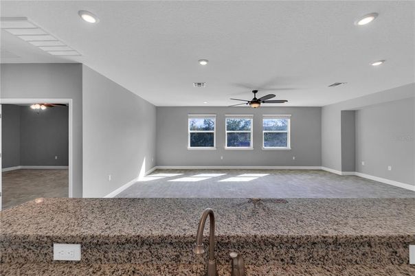 Empty room, Interior, Recessed Lighting