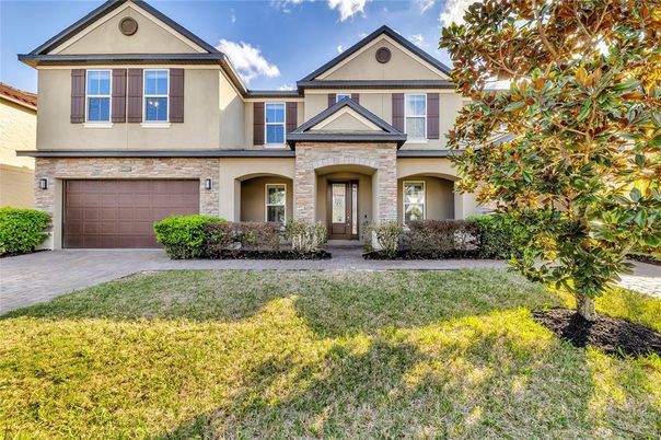 Attached, Exterior, Facade, Brick Traditional