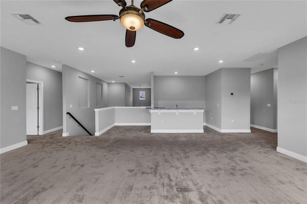 Empty room, Interior, Recessed Lighting