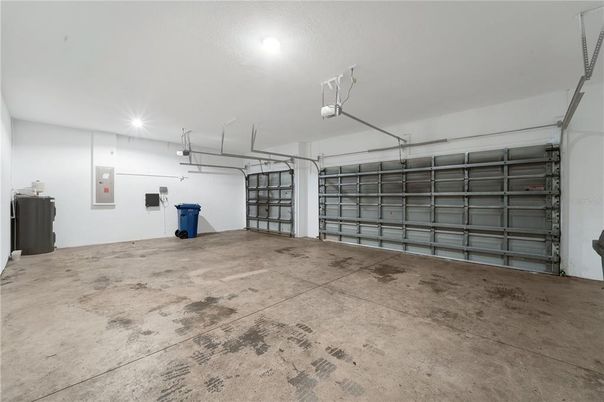 Garage, Interior