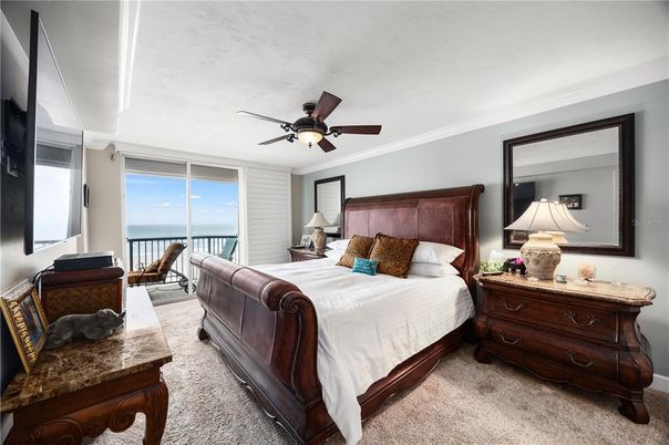 Bedroom, Interior, Water