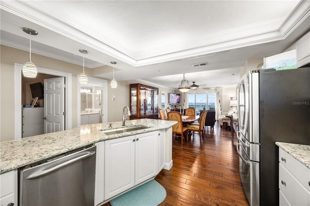 Dining room, Interior, Kitchen, Pendant Lights, Wood Texture Flooring