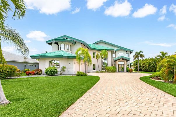 Backyard, Exterior, Facade, Mediterranean