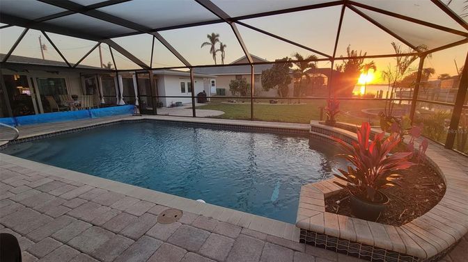 Glass Ceilings, Interior, Pool, Sun Room