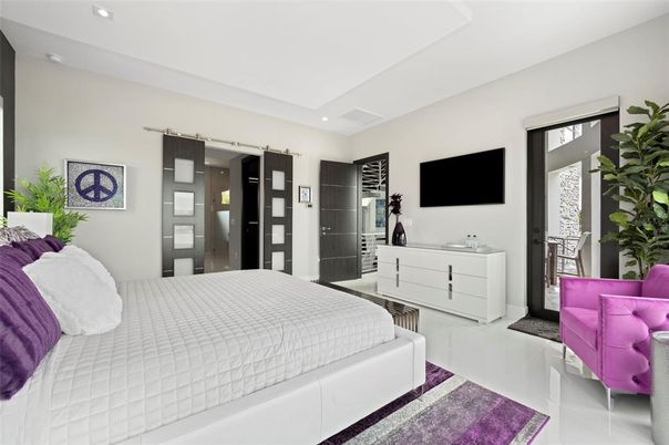 Bedroom, Interior, Recessed Lighting
