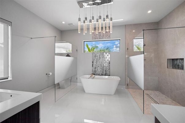 Bathroom, Free Standing Baths, Glass Shower, Interior, Pendant Lights, Recessed Lighting