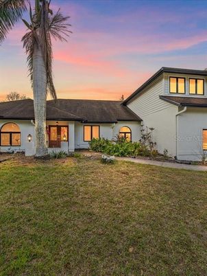 Backyard, Exterior, Facade, Farmhouse