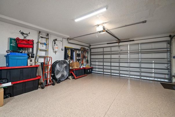 Garage, Interior
