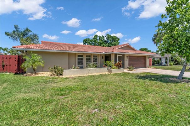 Attached, Backyard, Exterior, Facade, Ranch