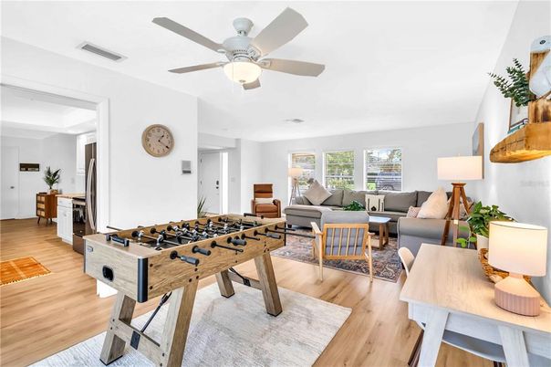 Game Room, Interior, Living room, Wood Texture Flooring