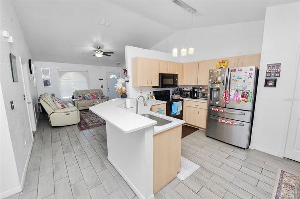 Interior, Kitchen, Living room, Pendant Lights, Wood Texture Flooring