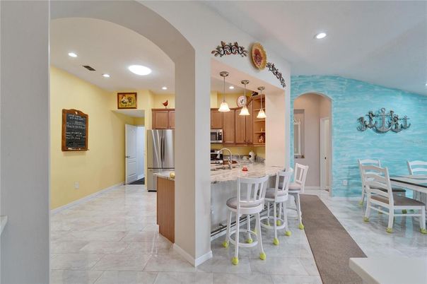 Dining room, Interior, Kitchen, Pendant Lights, Recessed Lighting, Stainless Steel Appliances