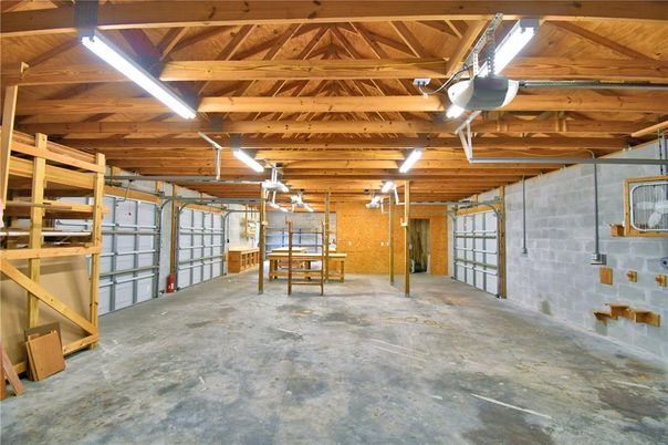 Garage, Interior, Wooden Beams, Wooden Ceilings