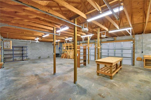 Garage, Interior, Wooden Beams, Wooden Ceilings