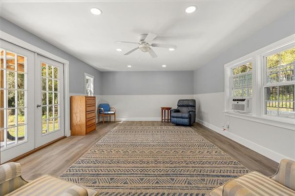 Interior, Recessed Lighting, Wood Texture Flooring
