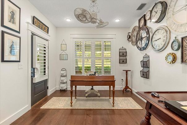 Home Office, Interior, Recessed Lighting, Wood Texture Flooring