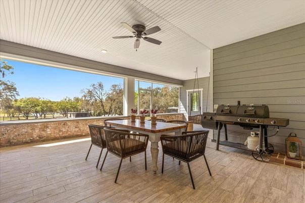 Dining room, Interior, Recessed Lighting, Sun Room, Wood Texture Flooring