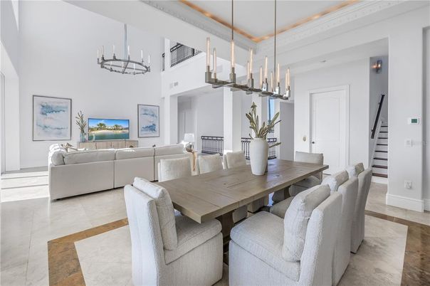 Chandelier, Dining room, Interior, Living room, Pendant Lights