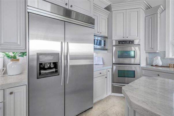 Interior, Kitchen, Stainless Steel Appliances