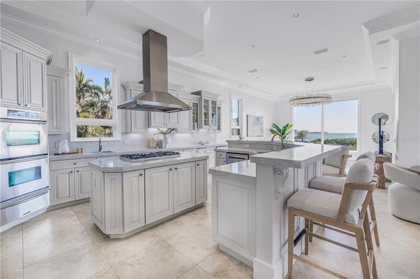 Chandelier, Interior, Kitchen, Recessed Lighting, Stainless Steel Appliances