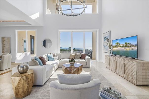 Chandelier, Interior, Living room