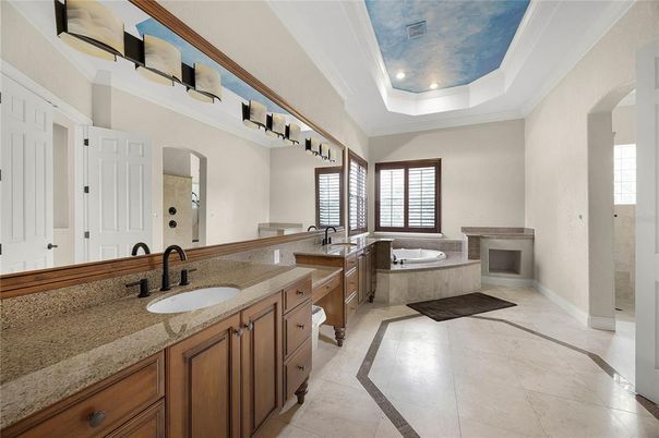 Bathroom, Dual Sink Vanities, Interior, Recessed Lighting