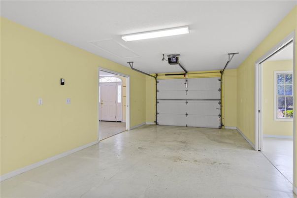Garage, Interior