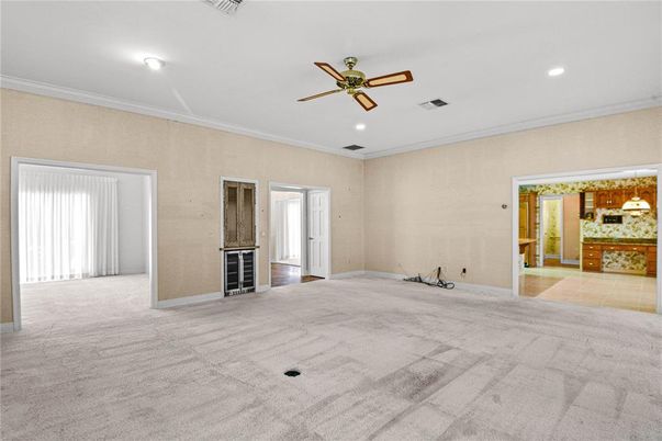 Empty room, Interior, Recessed Lighting