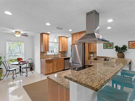 Dining room, Interior, Kitchen, Recessed Lighting, Stainless Steel Appliances